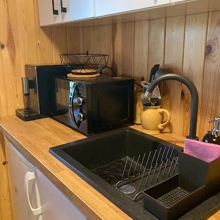 Uroczy Drewniany W Charzykowach