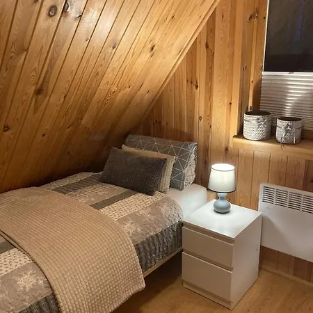 Uroczy Drewniany W Charzykowach * Charzykowy