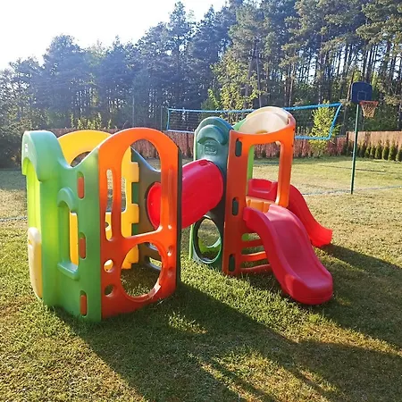 Uroczy Drewniany W Charzykowach Hébergement de vacances *