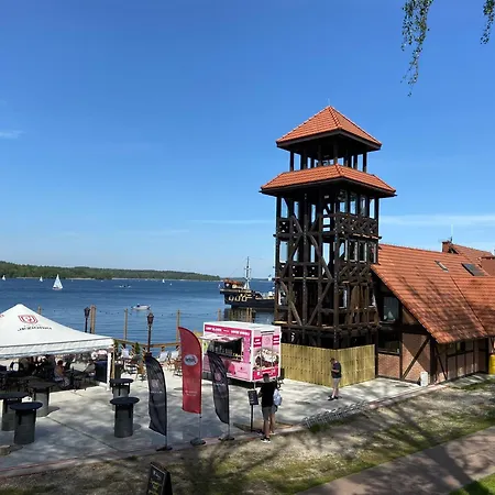 Uroczy Drewniany W Charzykowach Hébergement de vacances *