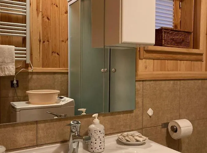 Uroczy Drewniany W Charzykowach * Charzykowy