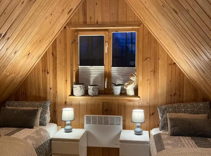 Nyaraló Uroczy Drewniany W Charzykowach *