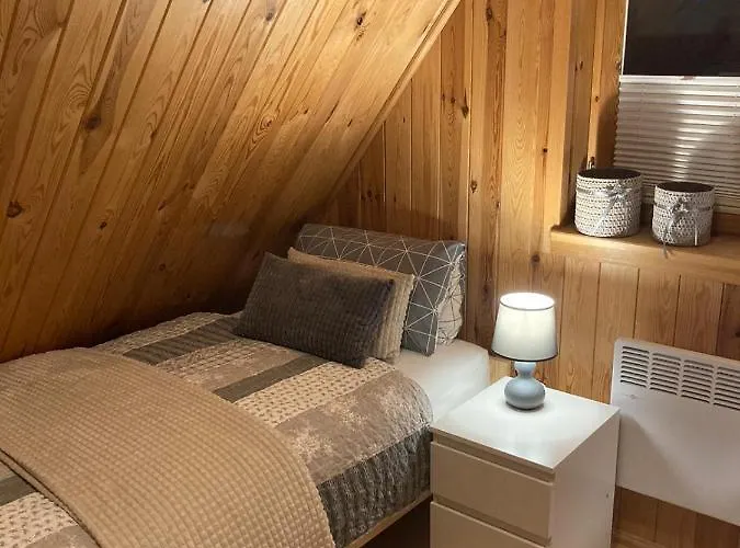 Uroczy Drewniany W Charzykowach * Charzykowy