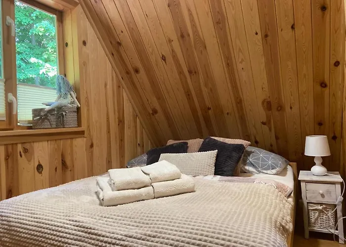 Uroczy Drewniany W Charzykowach *