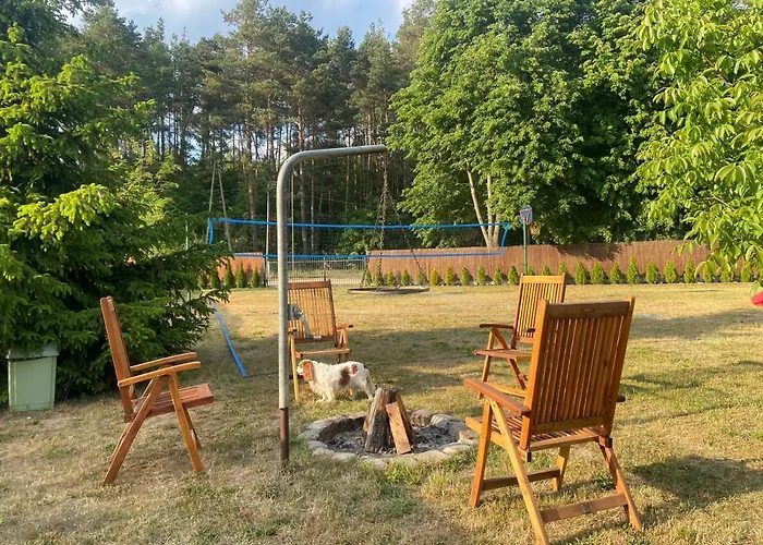 Uroczy Drewniany W Charzykowach Charzykowy