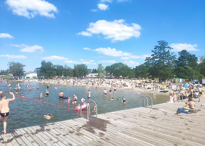 Uroczy Drewniany W Charzykowach *